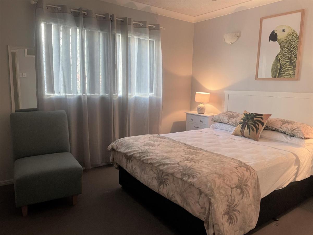 Villa Venezia Apt 3 - Spacious Hervey Bay Beachfront Apartment Kültér fotó